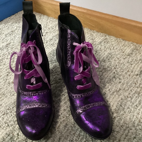 Born Booties - Picture 2 of 7